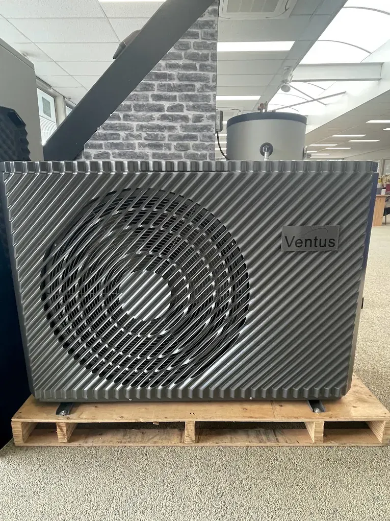Ventus warmtepomp in showroom